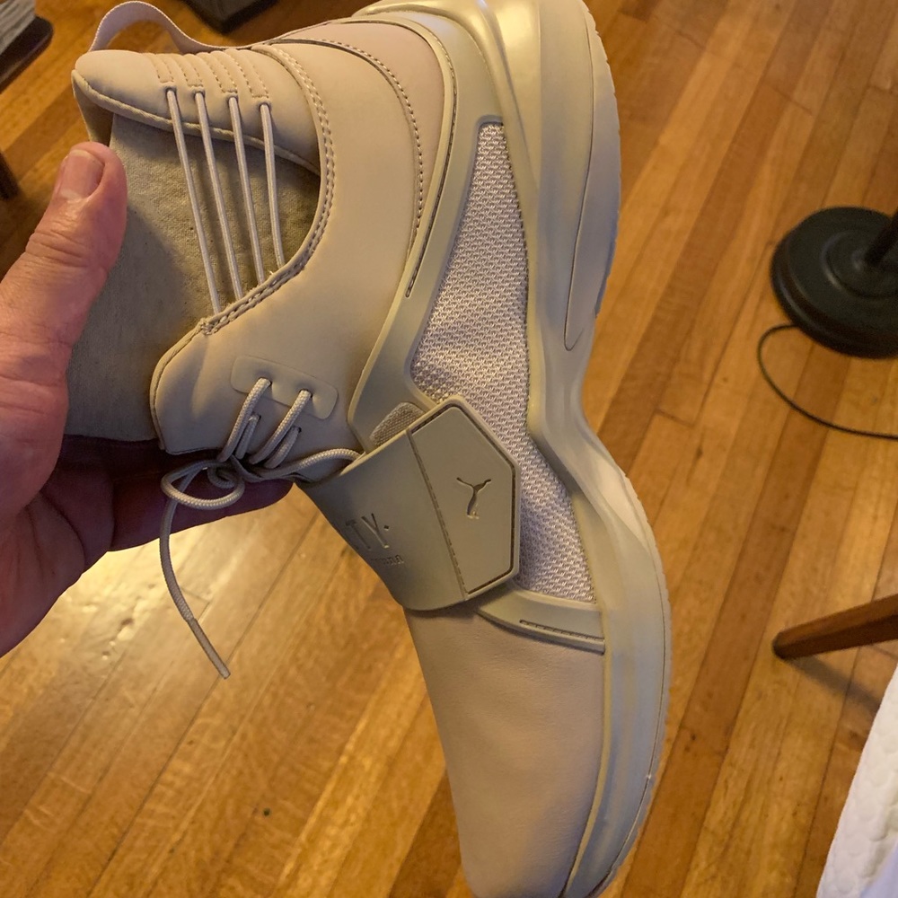 Sneakers Brand New In Box